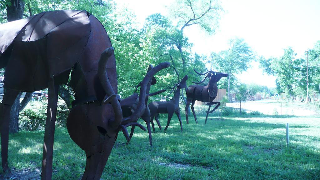 Rustic Creek Ranch Resort At North Jellystone Park 버레슨 외부 사진
