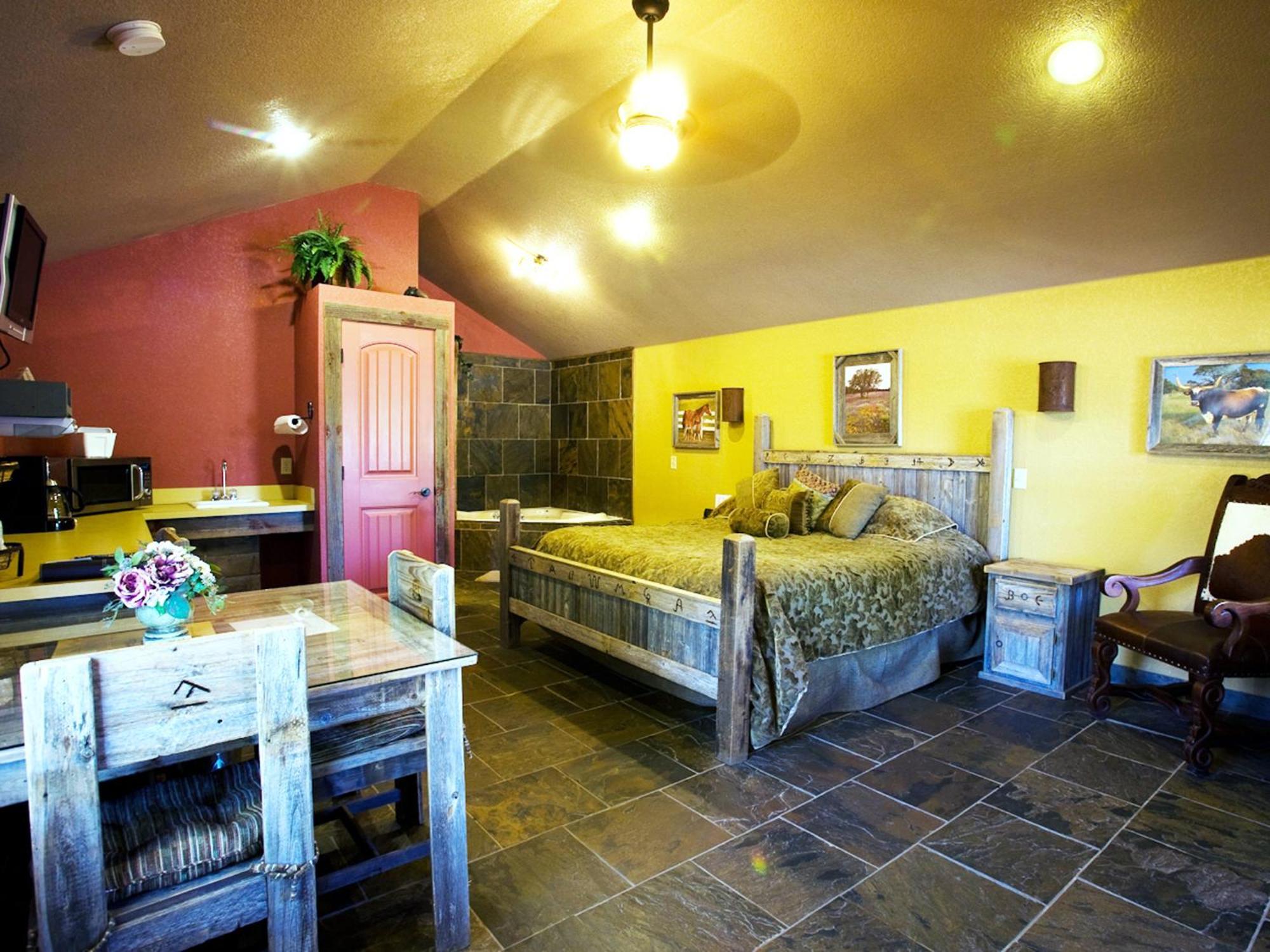 Rustic Creek Ranch Resort At North Jellystone Park 버레슨 외부 사진