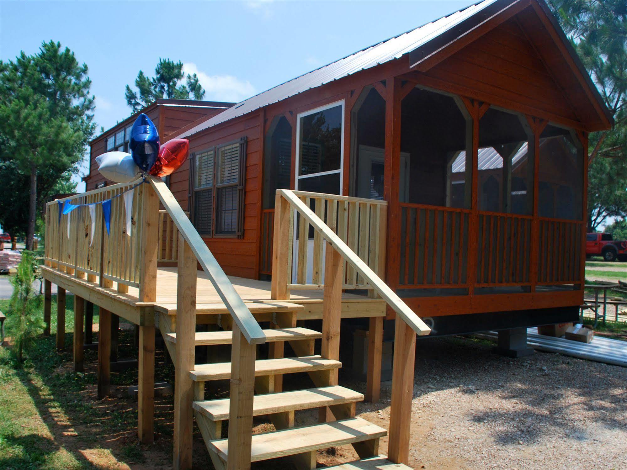 Rustic Creek Ranch Resort At North Jellystone Park 버레슨 외부 사진